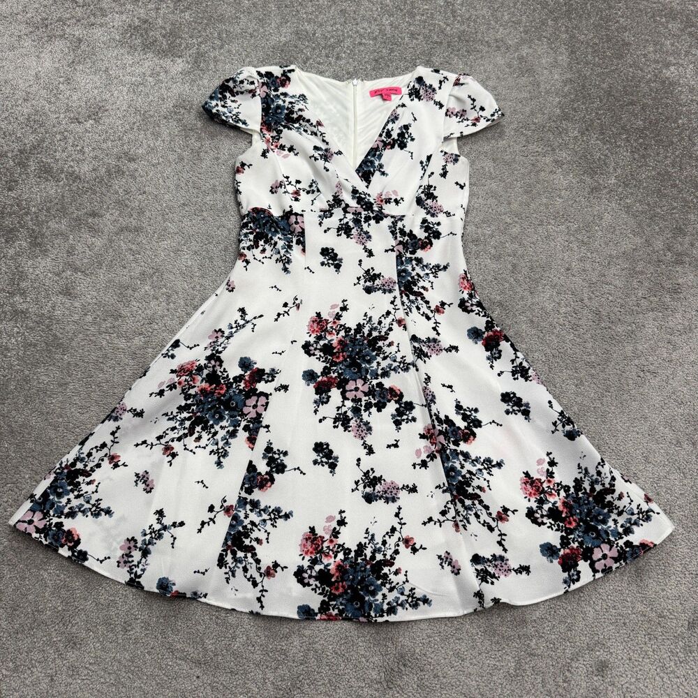 Betsey Johnson Floral Fit & Flare A-Line Mini Dress Womens 4 White Cap Sleeve